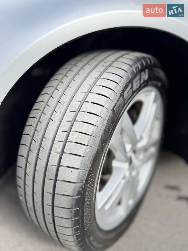 Универсал Audi A4 2009 в Киеве