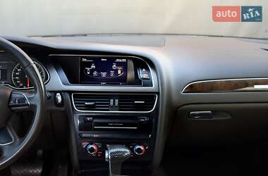 Седан Audi A4 2014 в 