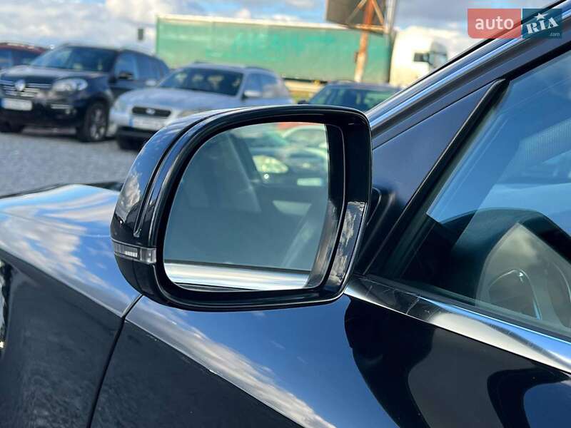 Седан Audi A4 2010 в Львове