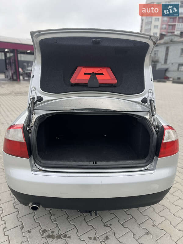 Седан Audi A4 2004 в Львові фото 14 Седан Audi A4 2004 в Львові