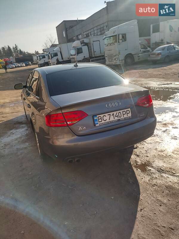 Седан Audi A4 2011 в 