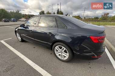 Седан Audi A4 2016 в 