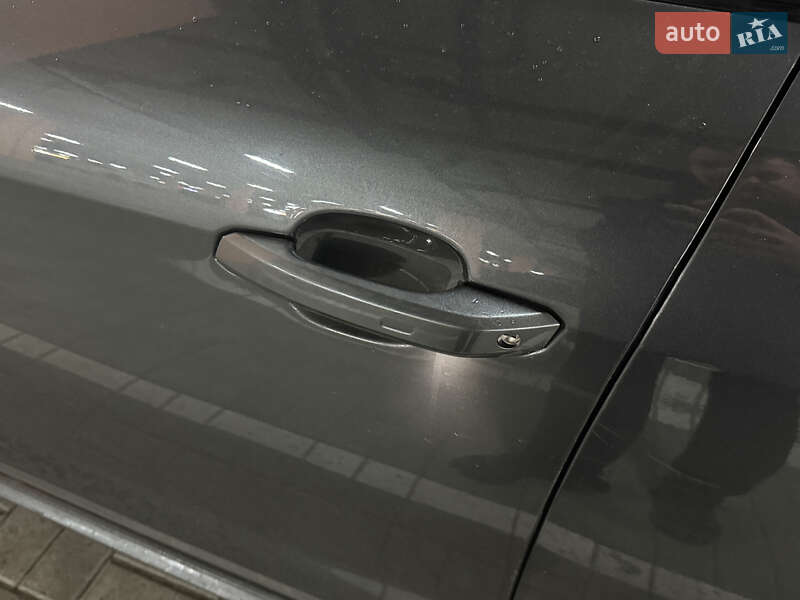 Седан Audi A4 2020 в Києві