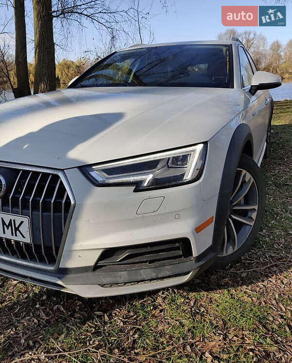 Универсал Audi A4 2017 в Киеве
