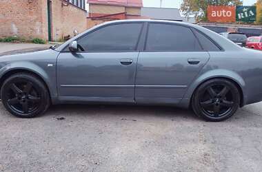 Седан Audi A4 2004 в 