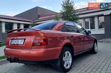 Седан Audi A4 1996 в 