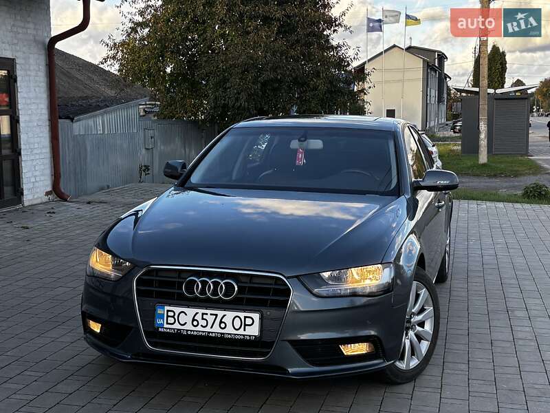 Седан Audi A4 2013 в Красилові