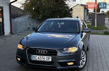 Седан Audi A4 2013 в 