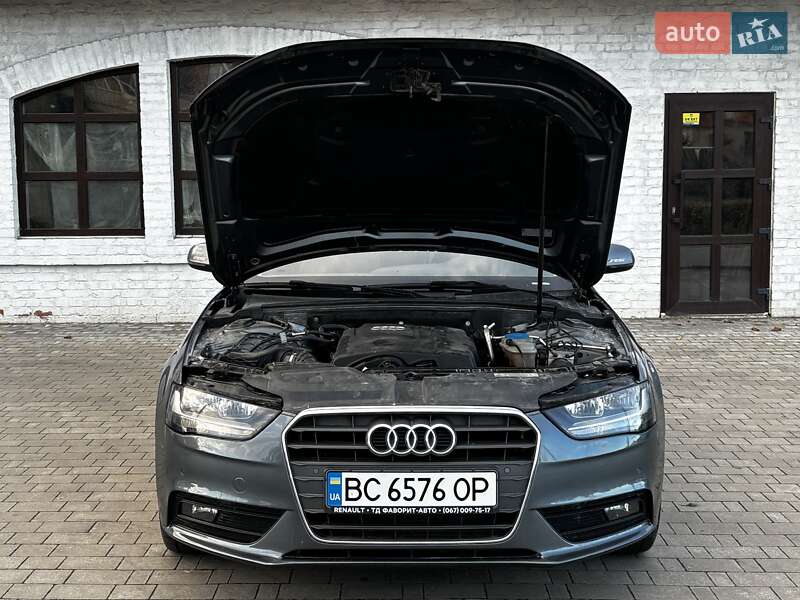 Седан Audi A4 2013 в Красилові