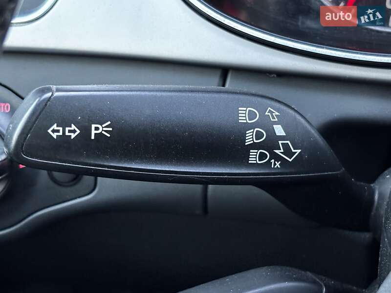 Седан Audi A4 2013 в Красилові
