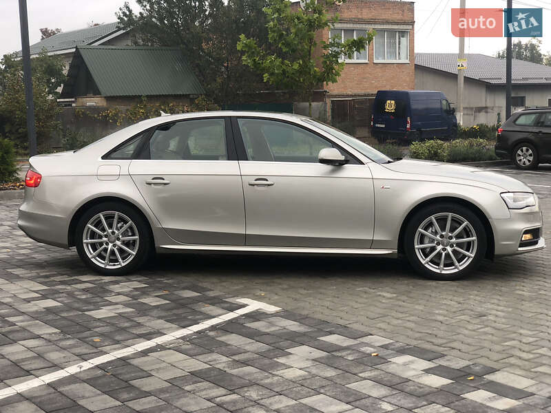 Седан Audi A4 2015 в Вінниці