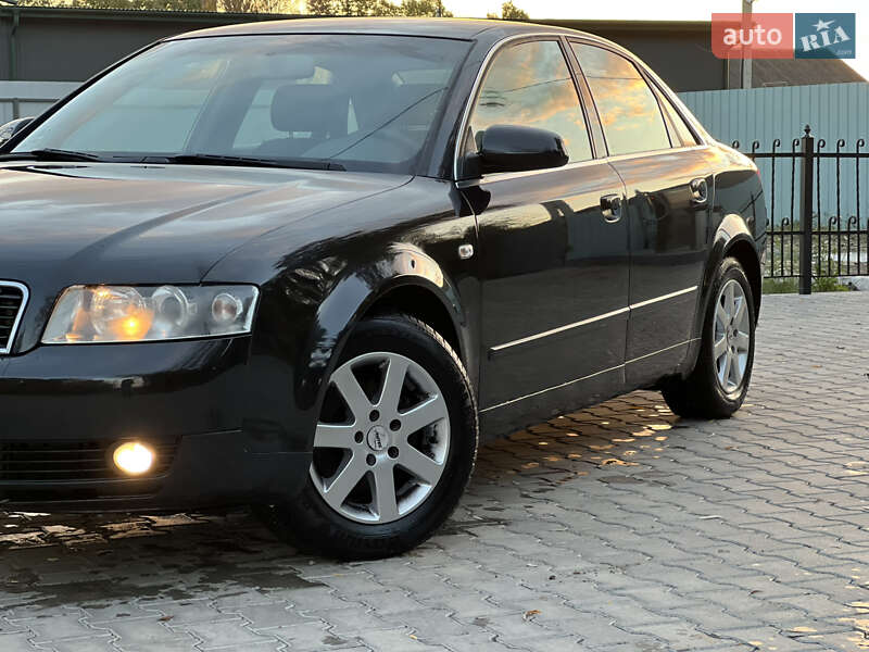 Седан Audi A4 2004 в Тернополе
