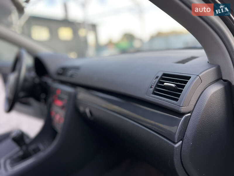 Седан Audi A4 2004 в Тернополе