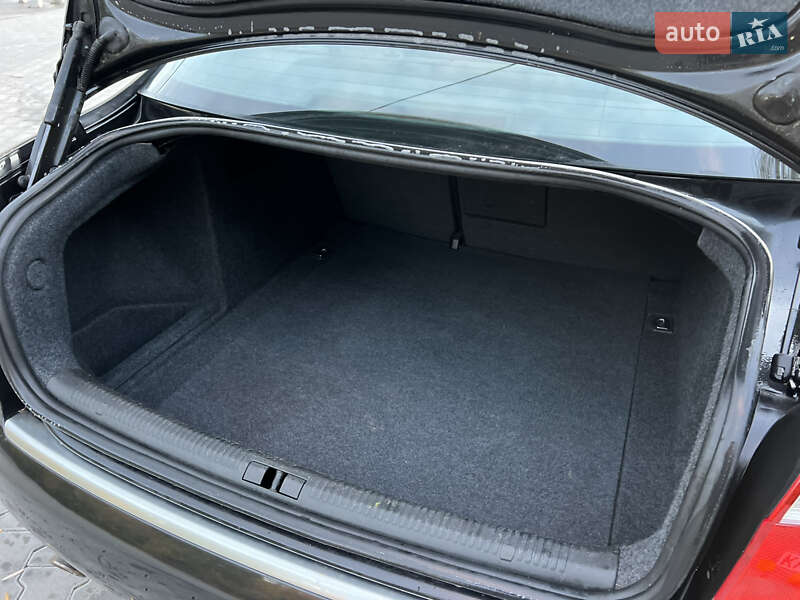 Седан Audi A4 2004 в Тернополе
