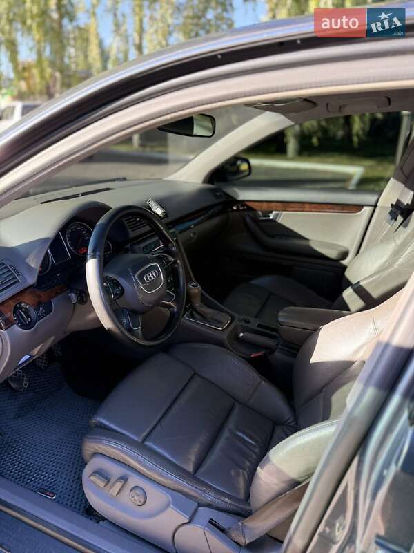 Седан Audi A4 2001 в Яготині