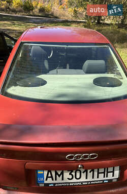 Седан Audi A4 1995 в  фото 18 Седан Audi A4 1995 в