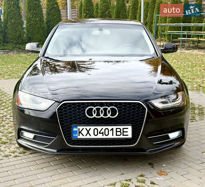Седан Audi A4 2012 в Харькове