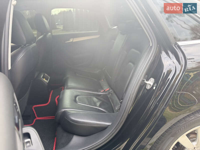 Седан Audi A4 2012 в Харькове