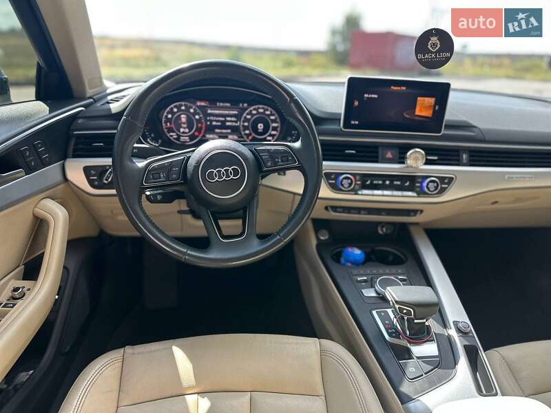 Седан Audi A4 2016 в Львове