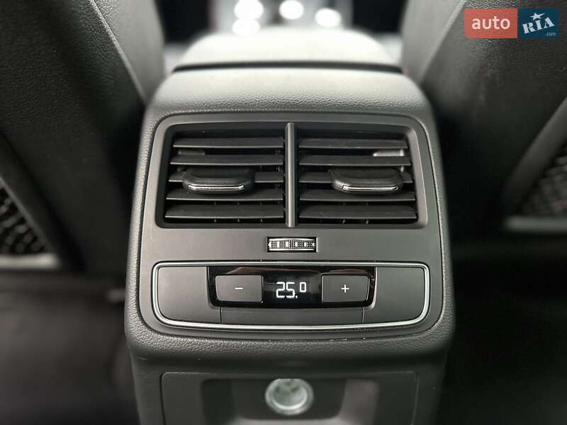 Седан Audi A4 2017 в Киеве фото 43 Седан Audi A4 2017 в Киеве