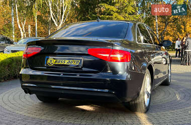 Седан Audi A4 2012 в 