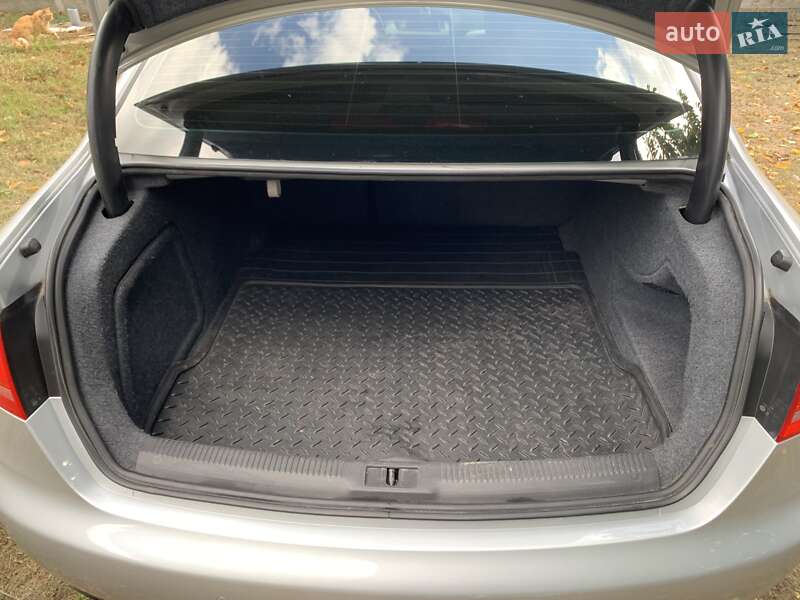 Седан Audi A4 2008 в Запоріжжі