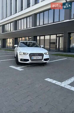 Седан Audi A4 2015 в 