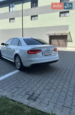 Седан Audi A4 2015 в 