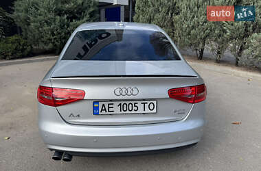 Седан Audi A4 2012 в  фото 7 Седан Audi A4 2012 в