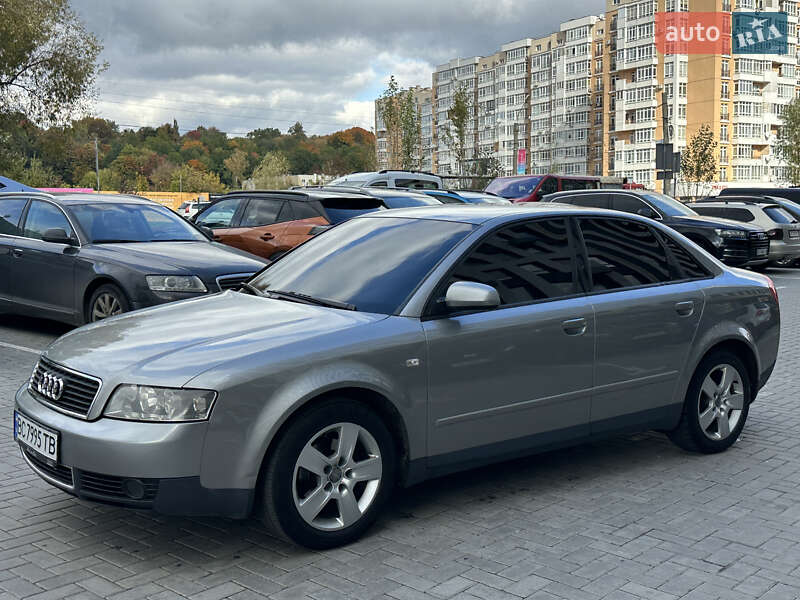 Седан Audi A4 2002 в Львові