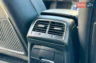 Седан Audi A4 2014 в 
