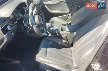 Седан Audi A4 2018 в 
