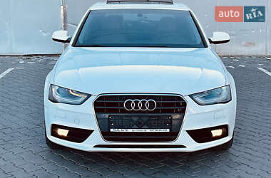 Седан Audi A4 2015 в 