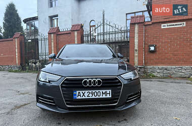 Седан Audi A4 2017 в 