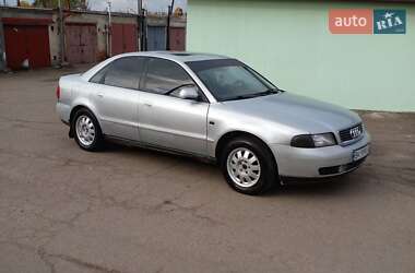 Седан Audi A4 1999 в 