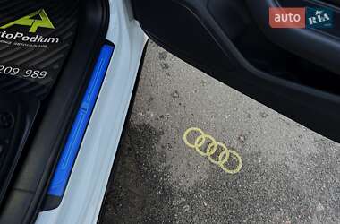 Седан Audi A4 2020 в 