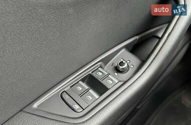 Седан Audi A4 2016 в 
