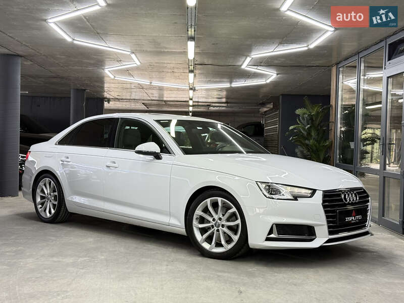 Седан Audi A4 2018 в Одессе