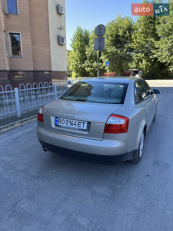 Седан Audi A4 2003 в Збаражі