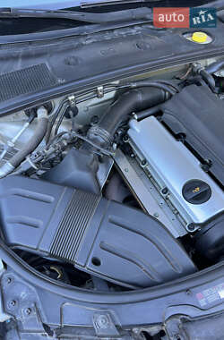 Седан Audi A4 2003 в 