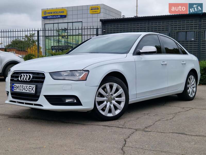 Седан Audi A4 2012 в 