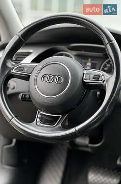 Седан Audi A4 2015 в 