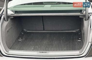 Седан Audi A4 2015 в 