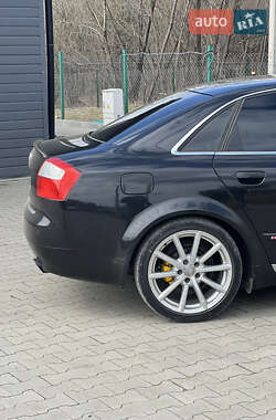 Седан Audi A4 2002 в 