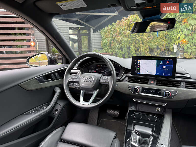 Седан Audi A4 2023 в Киеве