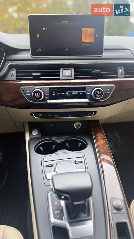 Седан Audi A4 2019 в Сумах