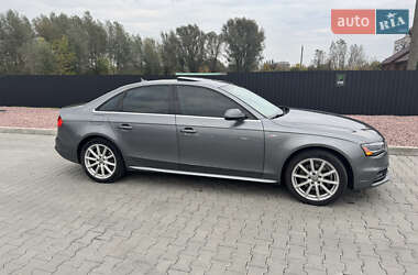 Седан Audi A4 2015 в 