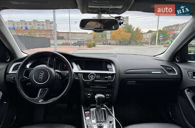 Седан Audi A4 2015 в 