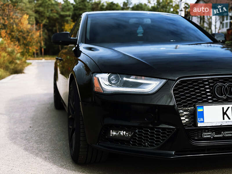 Седан Audi A4 2013 в Киеве