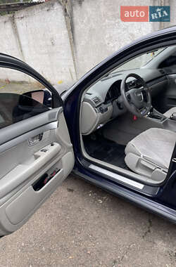 Седан Audi A4 2005 в 